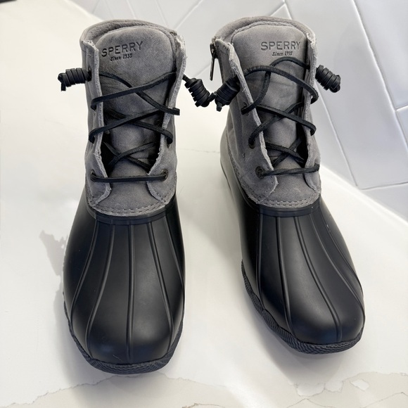 Sperry Women's Saltwater Duck Boots Grey Size 8M Waterproof Casual Leather - Picture 1 of 12